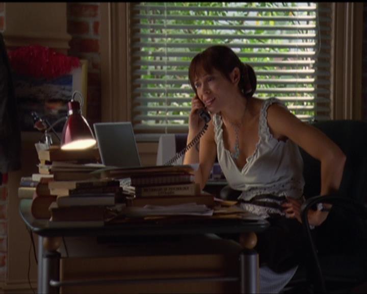 Charmed-Online_dot_net-5x03SirensSong0128.jpg
