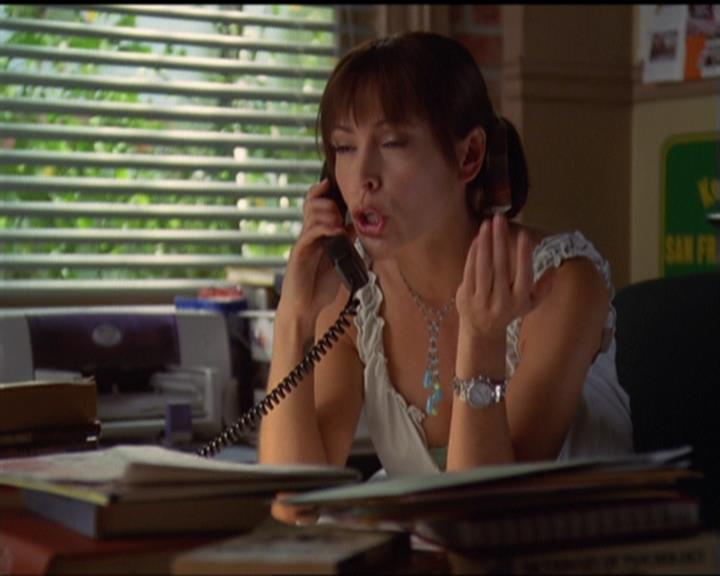 Charmed-Online_dot_net-5x03SirensSong0145.jpg