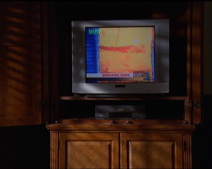 Charmed-Online_dot_net-5x03SirensSong0166.jpg