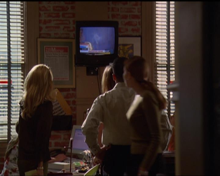 Charmed-Online_dot_net-5x03SirensSong0186.jpg