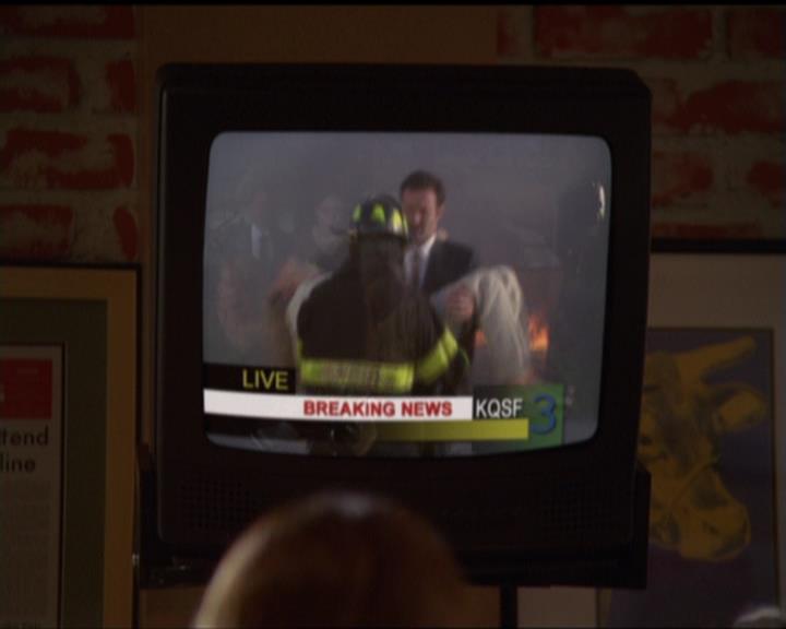 Charmed-Online_dot_net-5x03SirensSong0190.jpg
