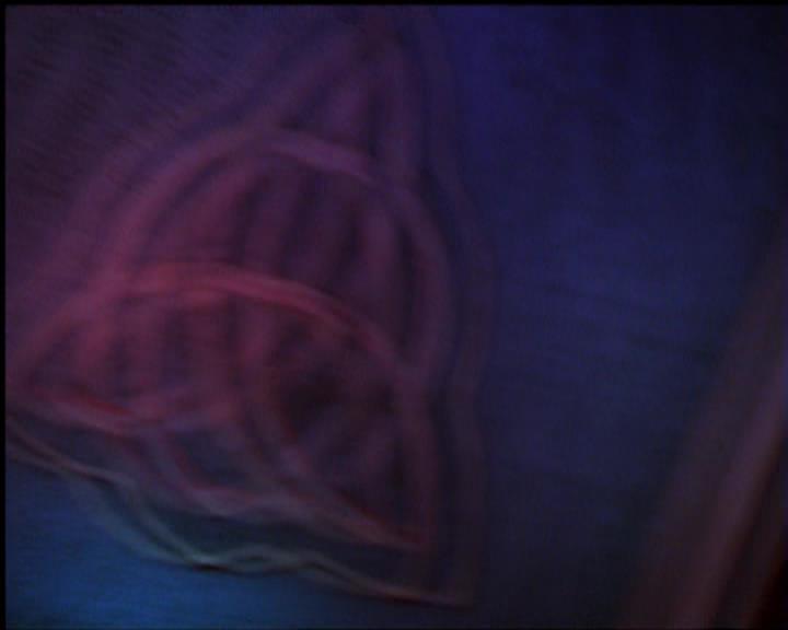 Charmed-Online_dot_net-5x03SirensSong0217.jpg