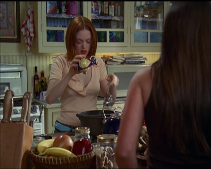 Charmed-Online_dot_net-5x03SirensSong0294.jpg