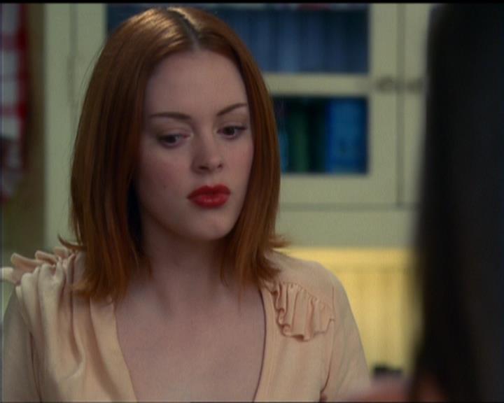 Charmed-Online_dot_net-5x03SirensSong0311.jpg