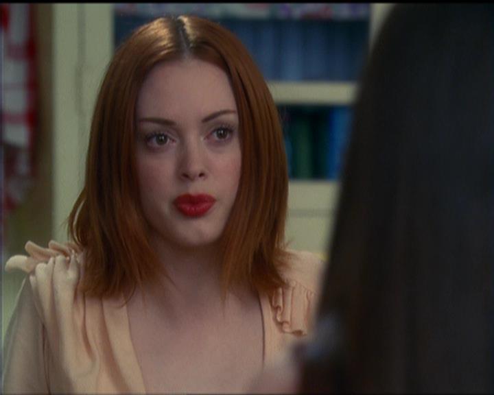 Charmed-Online_dot_net-5x03SirensSong0355.jpg