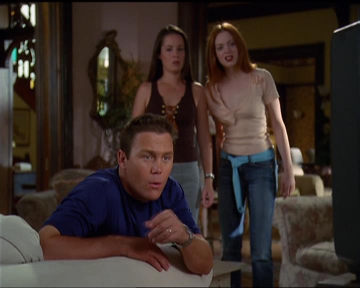 Charmed-Online_dot_net-5x03SirensSong0389.jpg