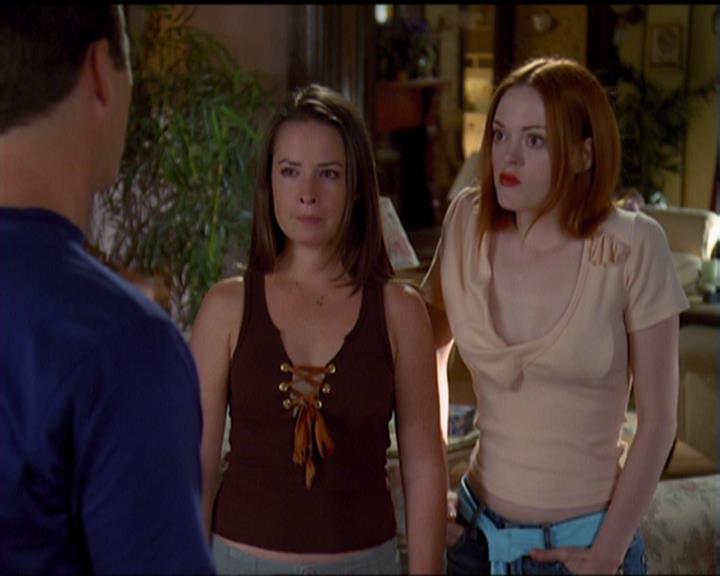 Charmed-Online_dot_net-5x03SirensSong0435.jpg