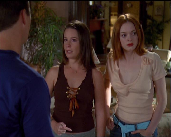 Charmed-Online_dot_net-5x03SirensSong0439.jpg