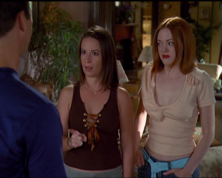 Charmed-Online_dot_net-5x03SirensSong0447.jpg