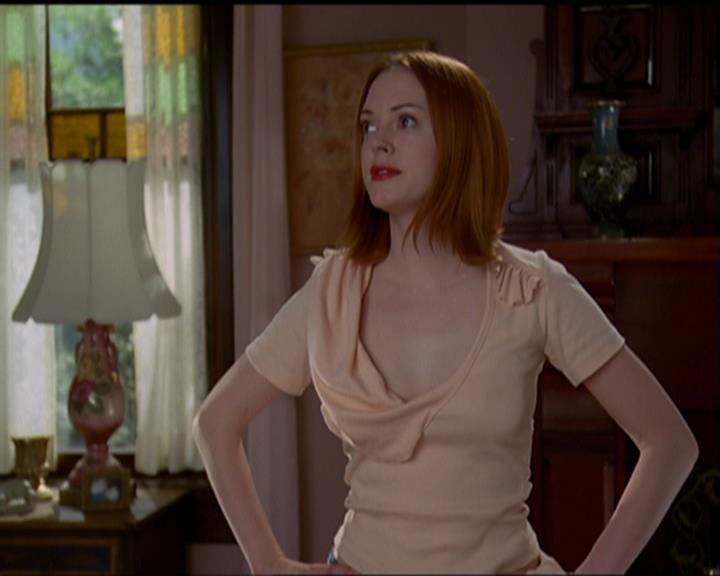 Charmed-Online_dot_net-5x03SirensSong0515.jpg