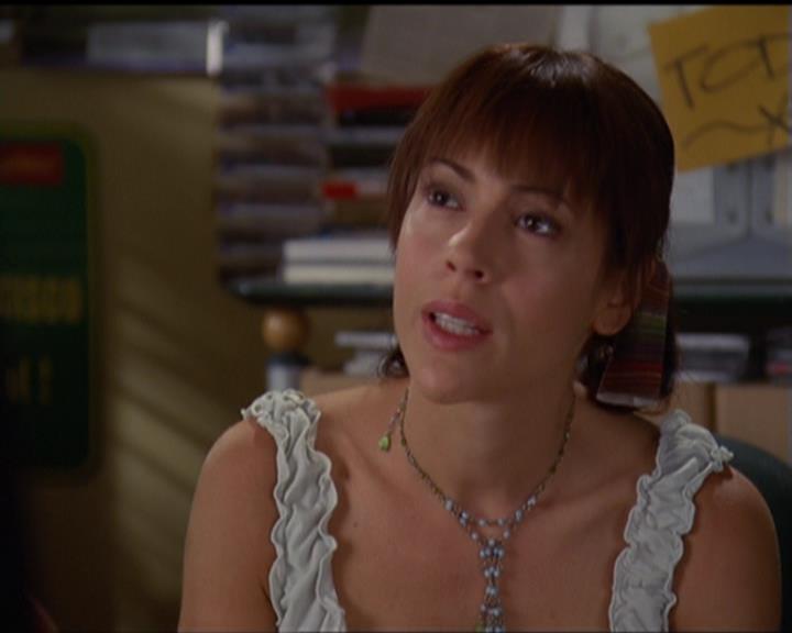 Charmed-Online_dot_net-5x03SirensSong0540.jpg