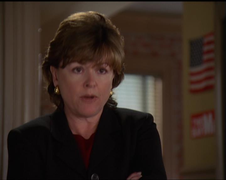 Charmed-Online_dot_net-5x03SirensSong0543.jpg