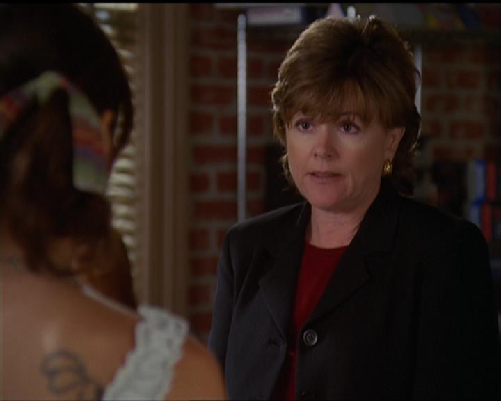 Charmed-Online_dot_net-5x03SirensSong0578.jpg