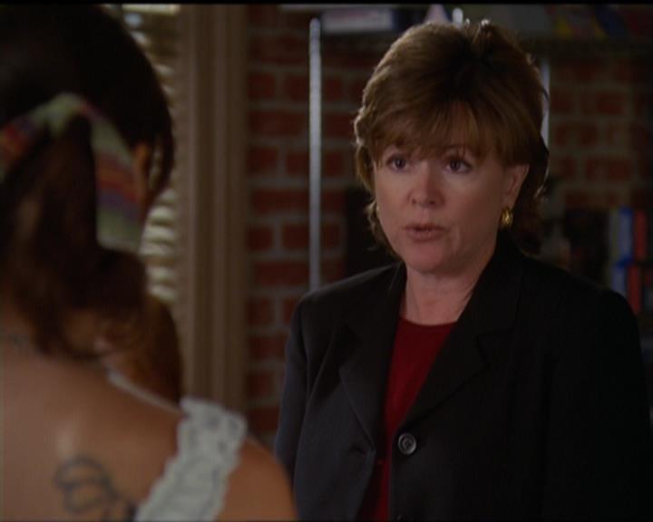 Charmed-Online_dot_net-5x03SirensSong0579.jpg Charmed-Online_dot_net-5x03SirensSong0579.jpg