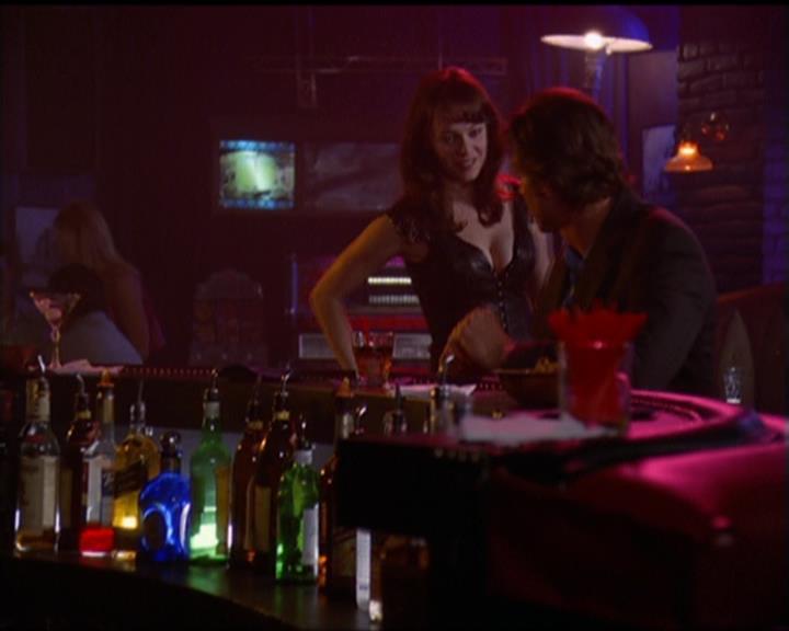 Charmed-Online_dot_net-5x03SirensSong0599.jpg Charmed-Online_dot_net-5x03SirensSong0599.jpg