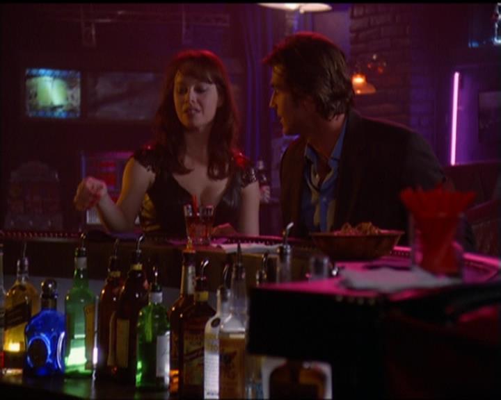 Charmed-Online_dot_net-5x03SirensSong0606.jpg