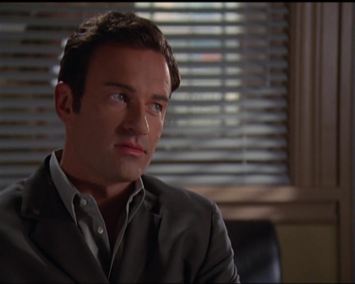 Charmed-Online_dot_net-5x03SirensSong0654.jpg