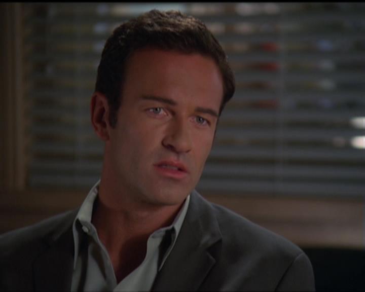 Charmed-Online_dot_net-5x03SirensSong0704.jpg