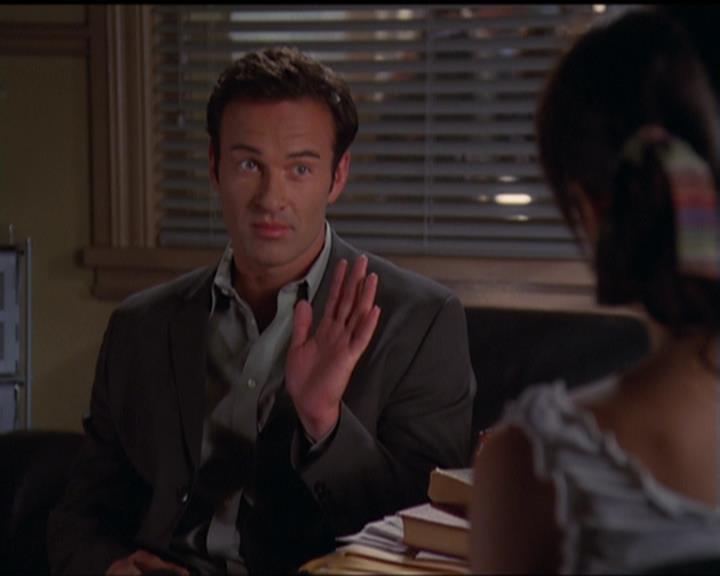 Charmed-Online_dot_net-5x03SirensSong0718.jpg