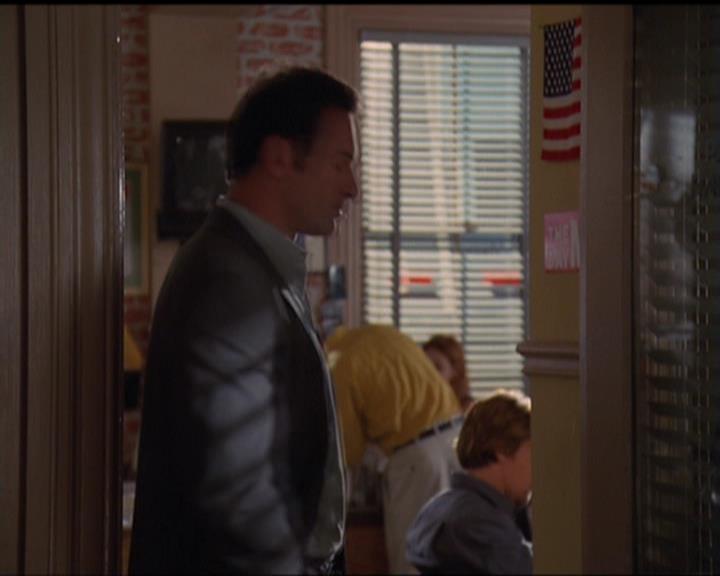 Charmed-Online_dot_net-5x03SirensSong0751.jpg