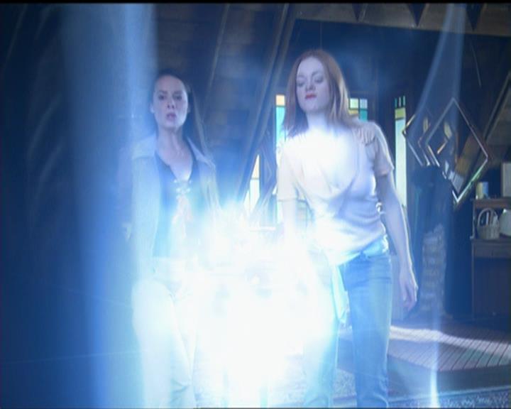 Charmed-Online_dot_net-5x03SirensSong0765.jpg