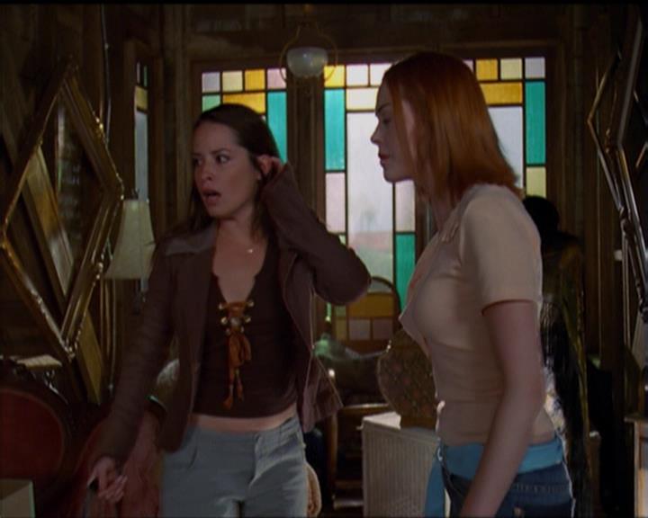 Charmed-Online_dot_net-5x03SirensSong0776.jpg