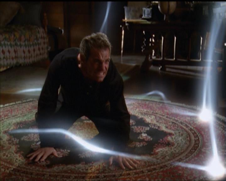 Charmed-Online_dot_net-5x03SirensSong0777.jpg