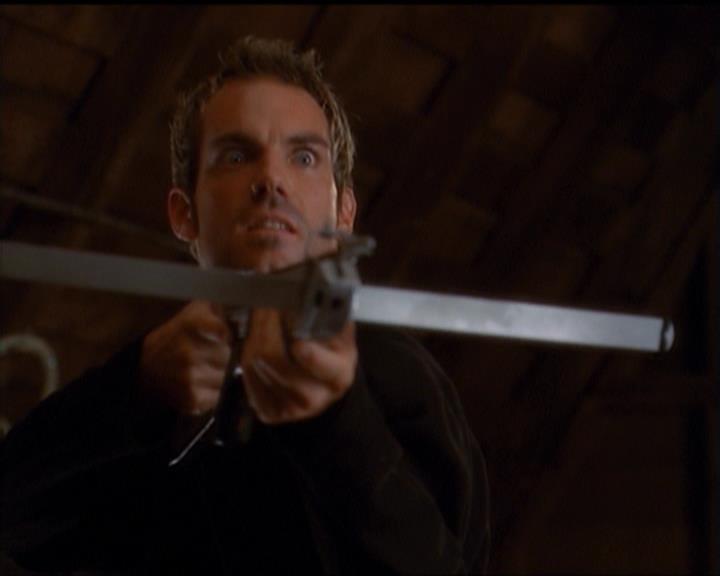 Charmed-Online_dot_net-5x03SirensSong0809.jpg