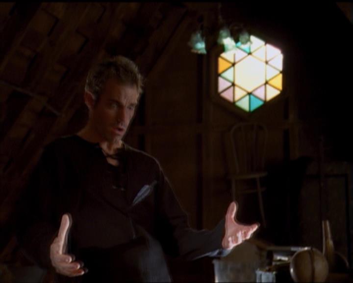 Charmed-Online_dot_net-5x03SirensSong0815.jpg