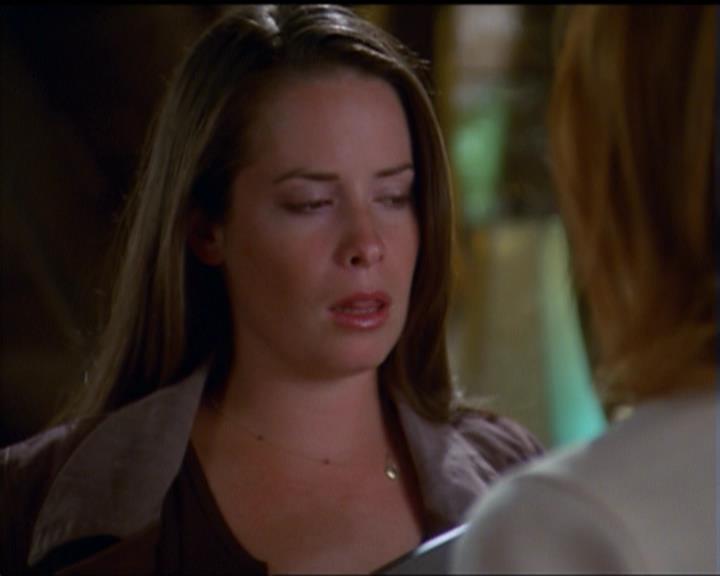Charmed-Online_dot_net-5x03SirensSong0829.jpg