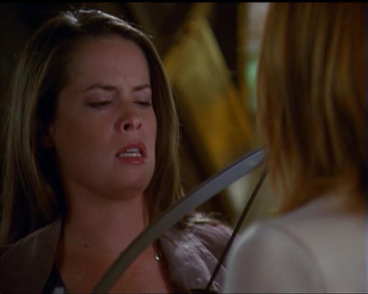 Charmed-Online_dot_net-5x03SirensSong0835.jpg