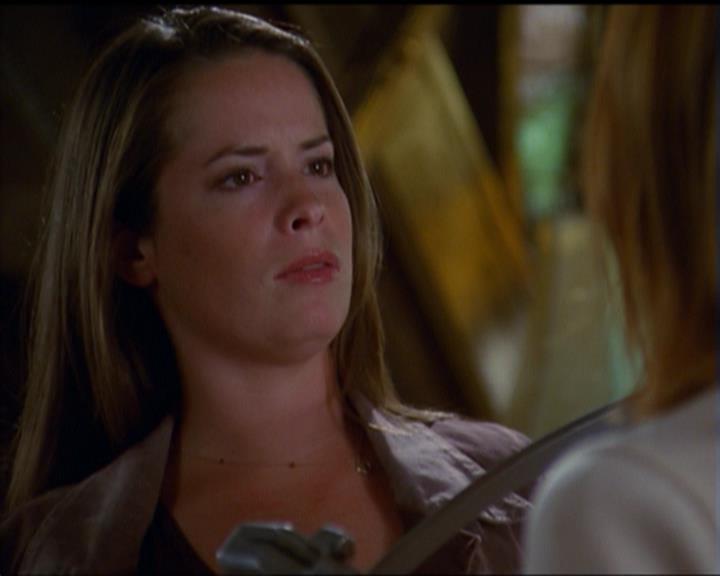 Charmed-Online_dot_net-5x03SirensSong0837.jpg