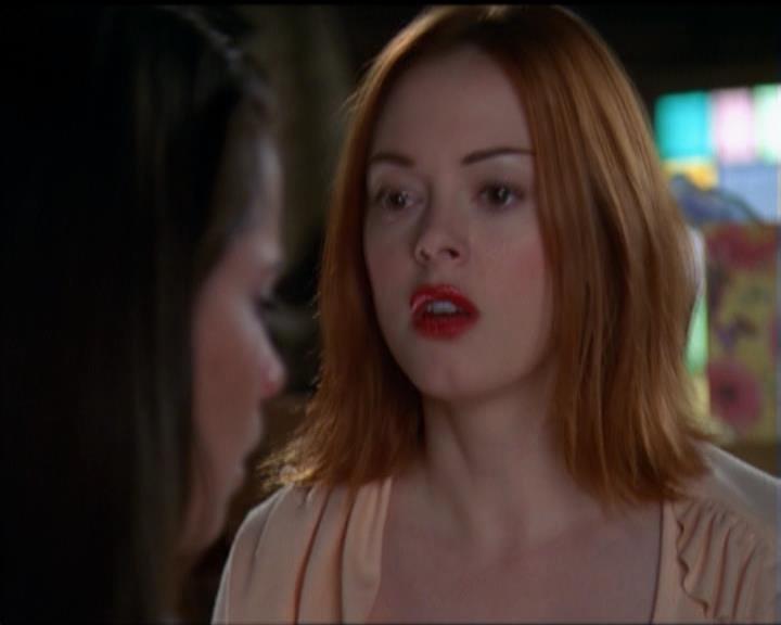 Charmed-Online_dot_net-5x03SirensSong0840.jpg