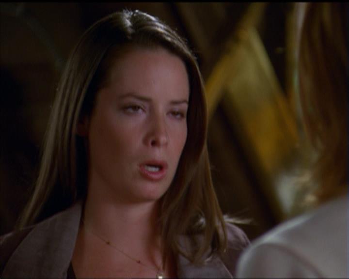 Charmed-Online_dot_net-5x03SirensSong0850.jpg