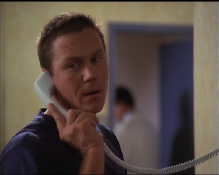 Charmed-Online_dot_net-5x03SirensSong0872.jpg