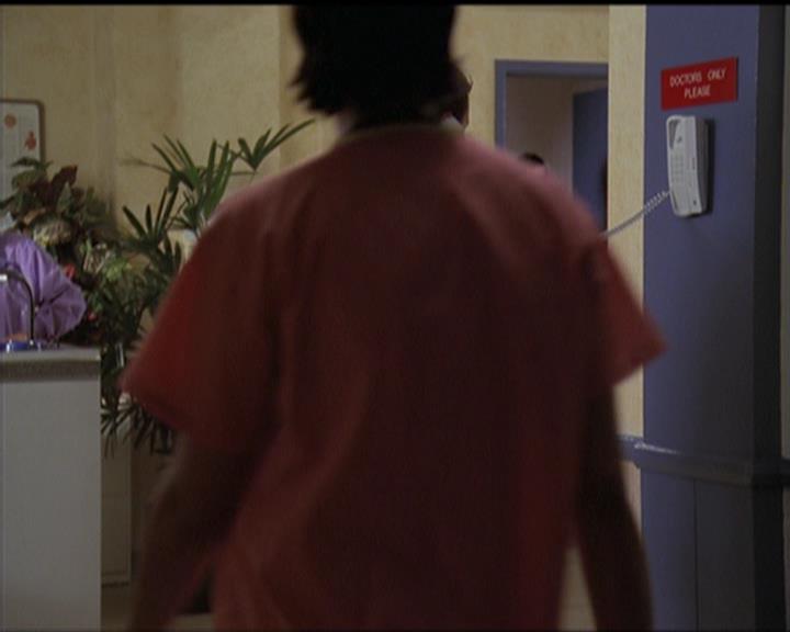 Charmed-Online_dot_net-5x03SirensSong0881.jpg