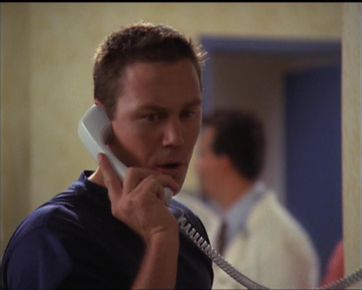 Charmed-Online_dot_net-5x03SirensSong0888.jpg