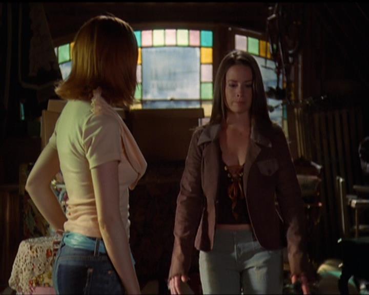 Charmed-Online_dot_net-5x03SirensSong0919.jpg