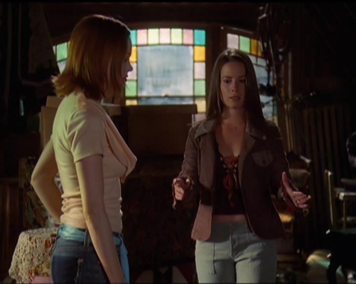 Charmed-Online_dot_net-5x03SirensSong0922.jpg