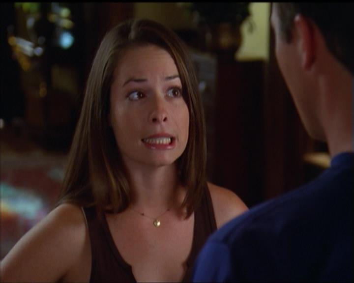 Charmed-Online_dot_net-5x03SirensSong1030.jpg