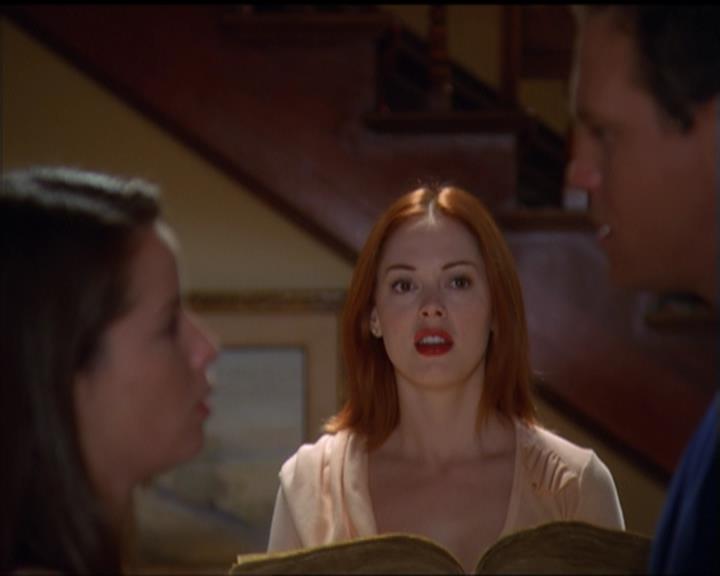 Charmed-Online_dot_net-5x03SirensSong1036.jpg