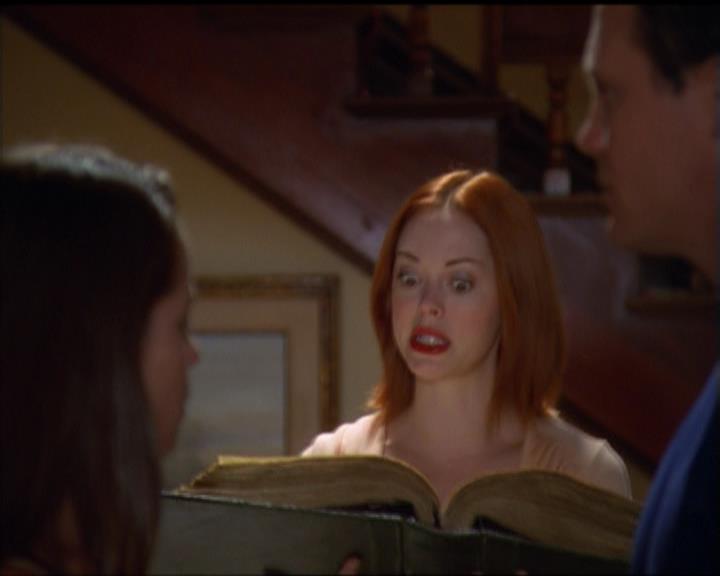 Charmed-Online_dot_net-5x03SirensSong1044.jpg