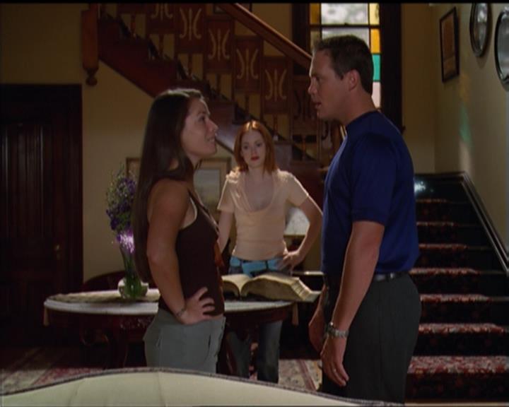 Charmed-Online_dot_net-5x03SirensSong1075.jpg