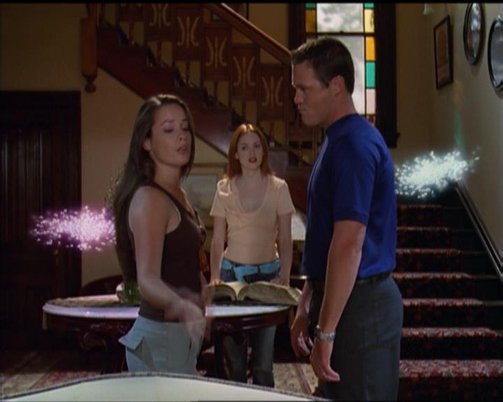 Charmed-Online_dot_net-5x03SirensSong1088.jpg