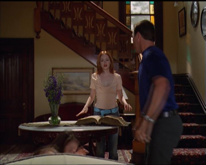 Charmed-Online_dot_net-5x03SirensSong1101.jpg