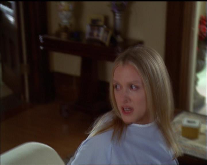 Charmed-Online_dot_net-5x03SirensSong1106.jpg