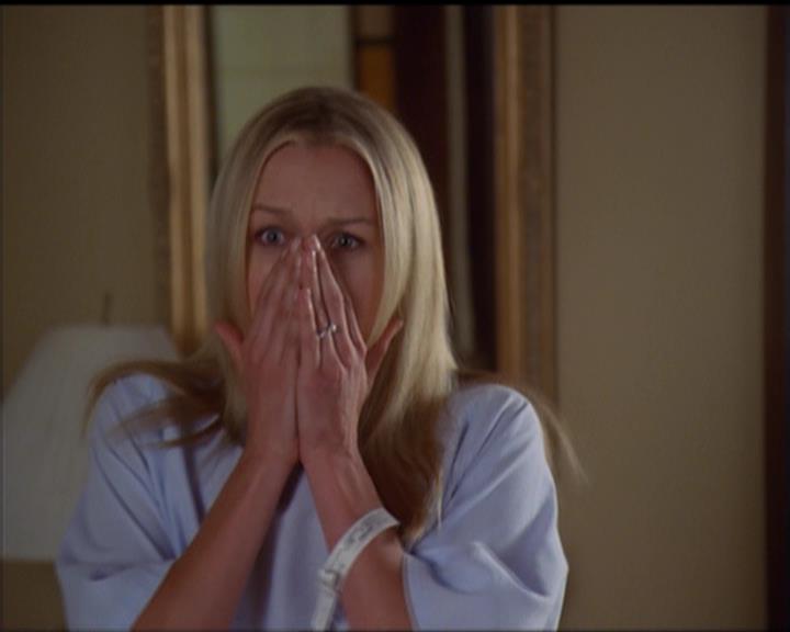 Charmed-Online_dot_net-5x03SirensSong1113.jpg