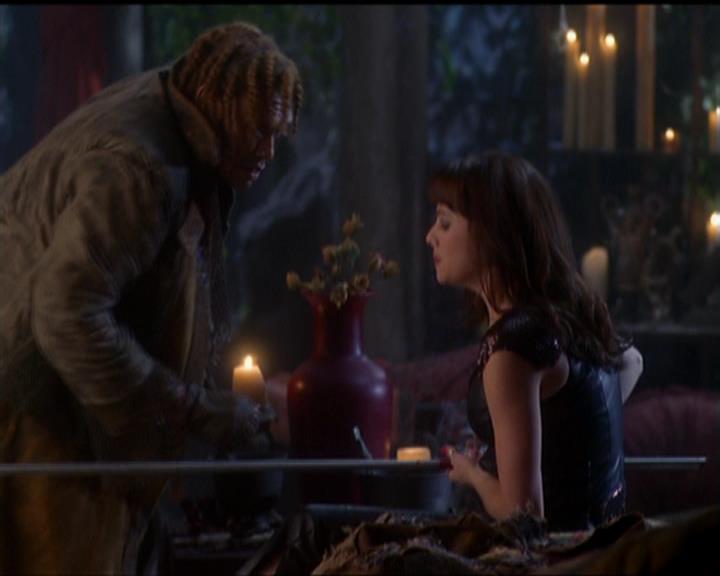 Charmed-Online_dot_net-5x03SirensSong1152.jpg