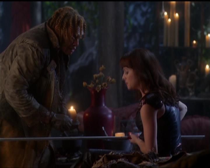 Charmed-Online_dot_net-5x03SirensSong1153.jpg