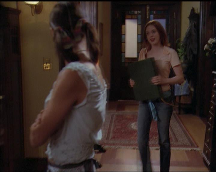 Charmed-Online_dot_net-5x03SirensSong1307.jpg